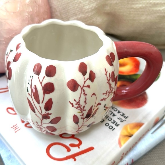 Anthropologie Floral Pumpkin- Shaped mug NWT in Wine - Picture 5 of 10